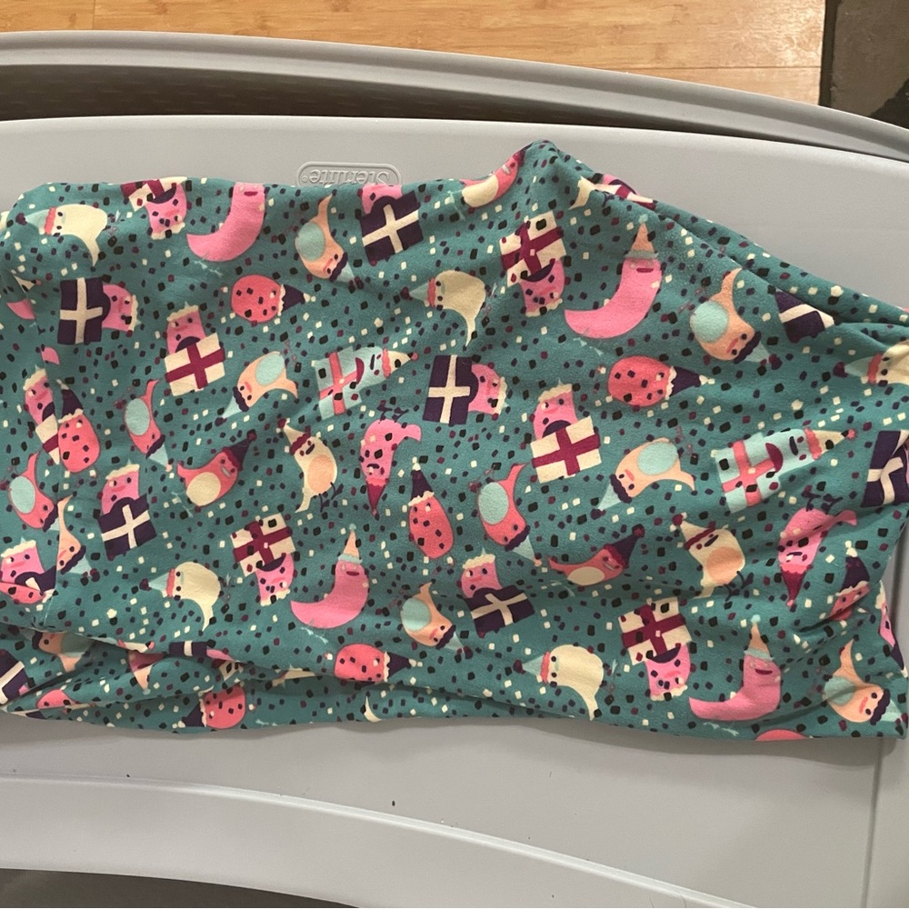 Vintage “birthday” leggings